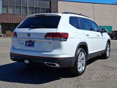 Certified 2022 Volkswagen Atlas SE w/ Panoramic Sunroof Package image 10