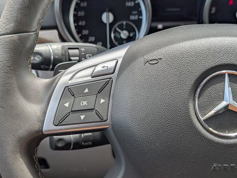 Used 2013 Mercedes-Benz ML 350 4MATIC image 26