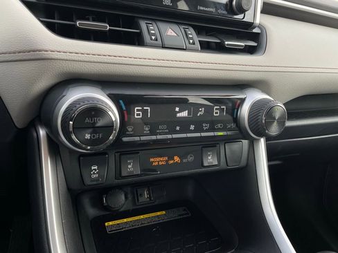 Used 2019 Toyota RAV4 XLE Premium w/ Advanced Technology Package image 18