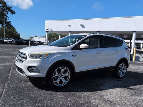 Used 2017 Ford Escape Titanium w/ Equipment Group 301A FWD image 8