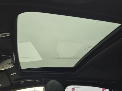 Used 2019 BMW 530i xDrive w/ Convenience Package image 15