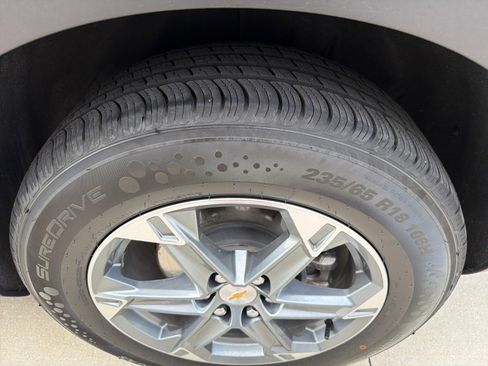 Used 2025 Chevrolet Blazer LT image 9