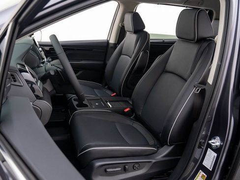 New 2026 Honda Odyssey Touring image 16
