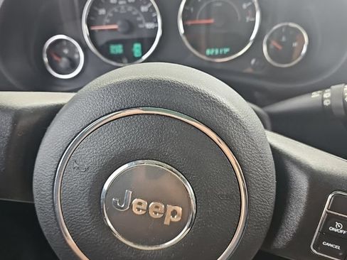 Certified 2017 Jeep Wrangler Unlimited Sahara w/ Connectivity Group AWD/4WD image 6
