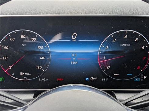 Used 2026 Mercedes-Benz GLC 300 4MATIC image 11