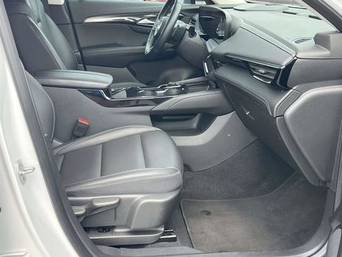 Used 2024 Buick Envision Preferred AWD/4WD image 23
