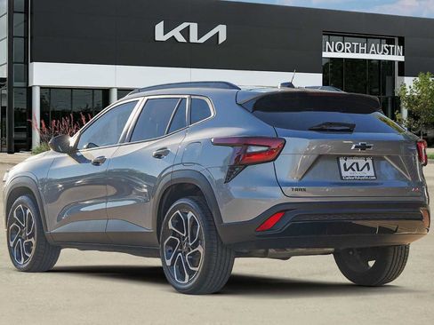 Used 2024 Chevrolet Trax RS w/ Sunroof Package image 5