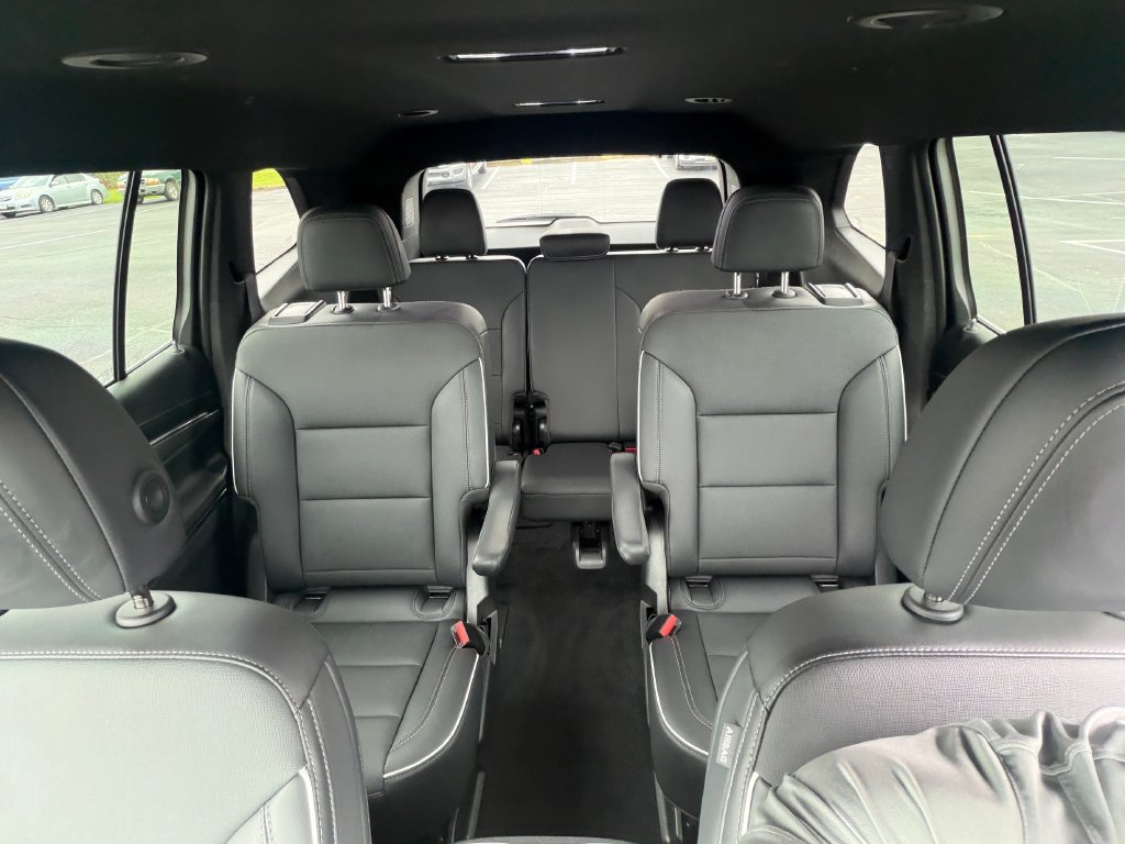 Used 2025 Buick Enclave Preferred AWD/4WD image 22