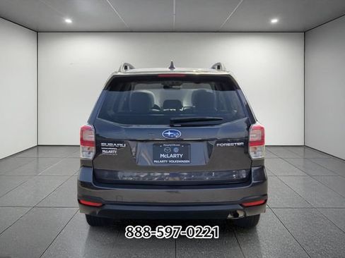 Used 2018 Subaru Forester 2.5i Premium AWD/4WD image 4