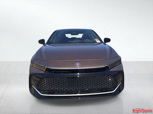 New 2026 Toyota Crown Platinum AWD/4WD image 10
