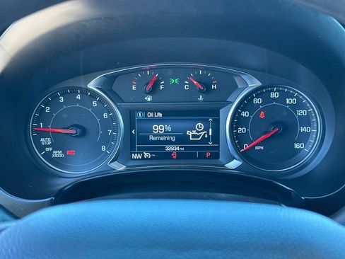 Used 2024 GMC Terrain SLE image 27