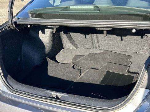 Used 2023 Nissan Altima 2.5 SV image 12