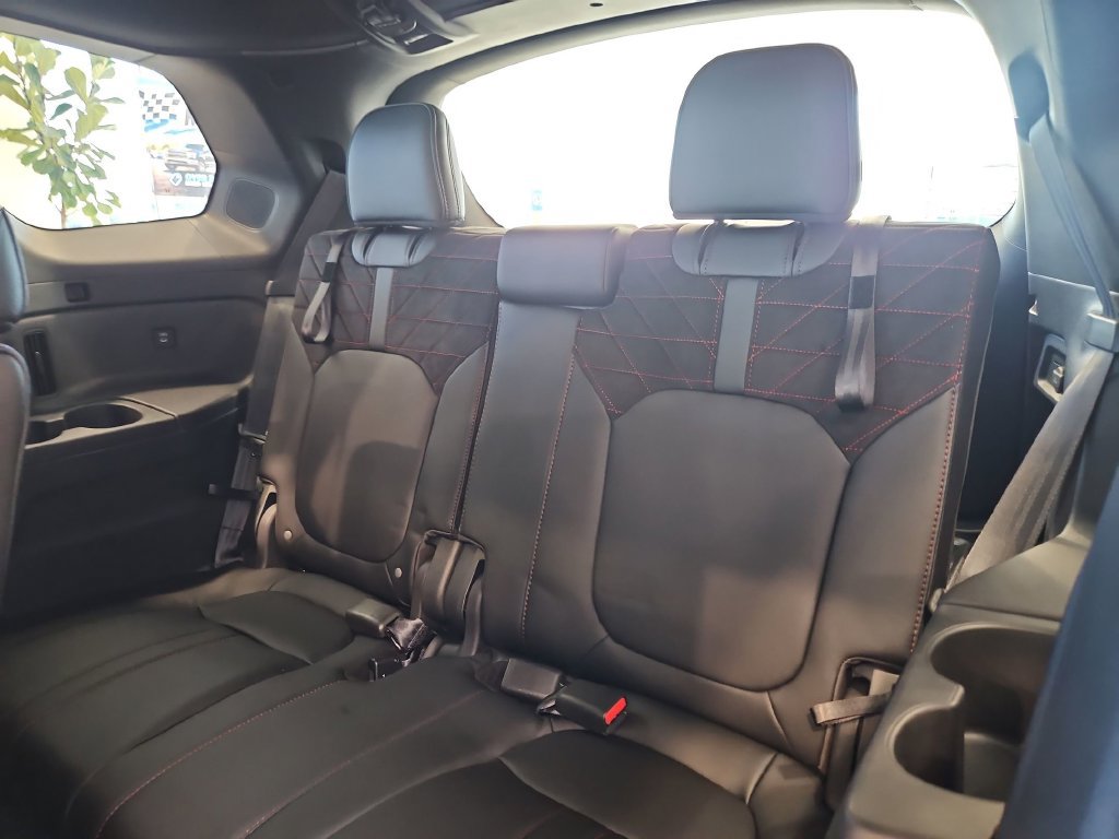 New 2026 Honda Pilot Black Edition image 16