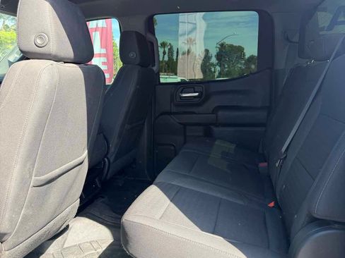 Used 2022 Chevrolet Silverado 1500 Custom AWD/4WD image 21