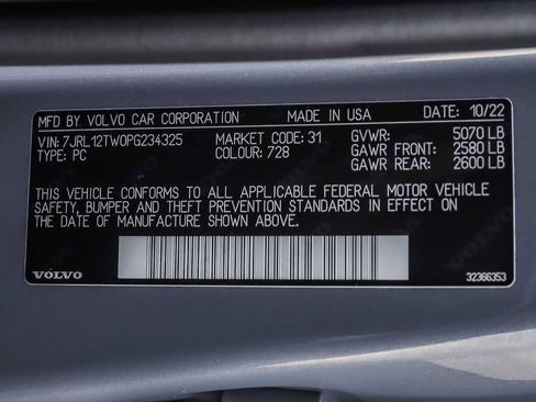 Used 2023 Volvo S60 B5 Plus w/ Climate Package image 28