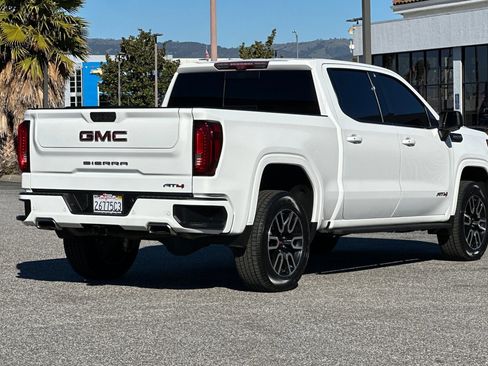 Used 2021 GMC Sierra 1500 AT4 w/ AT4 Premium Package image 4
