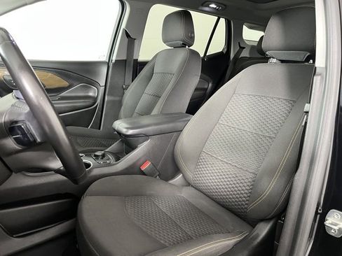 Used 2021 GMC Terrain SLE w/ Driver Convenience Package image 17