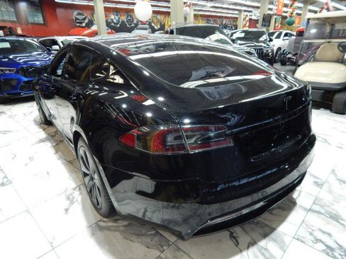 Used 2021 Tesla Model S Plaid image 6