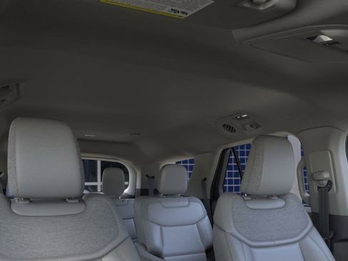 New 2026 Ford Explorer Active w/ Active Comfort Package image 23