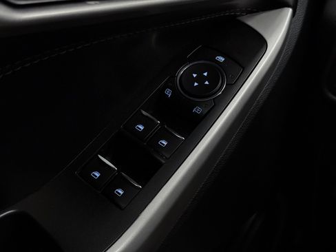 Used 2022 Ford Explorer XLT w/ Equipment Group 202A image 50