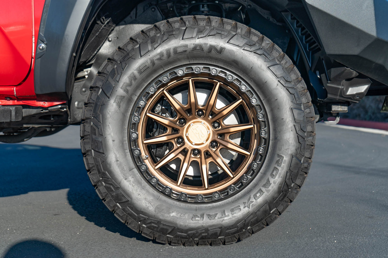 Used 2018 Toyota Tacoma TRD Sport w/ Technology Package RWD image 12