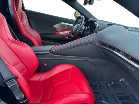 Used 2021 Chevrolet Corvette Stingray Preferred Conv w/ 2LT image 15