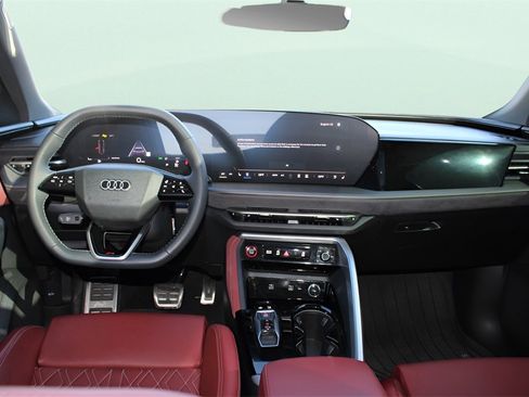 Used 2025 Audi SQ5 Premium Plus image 23