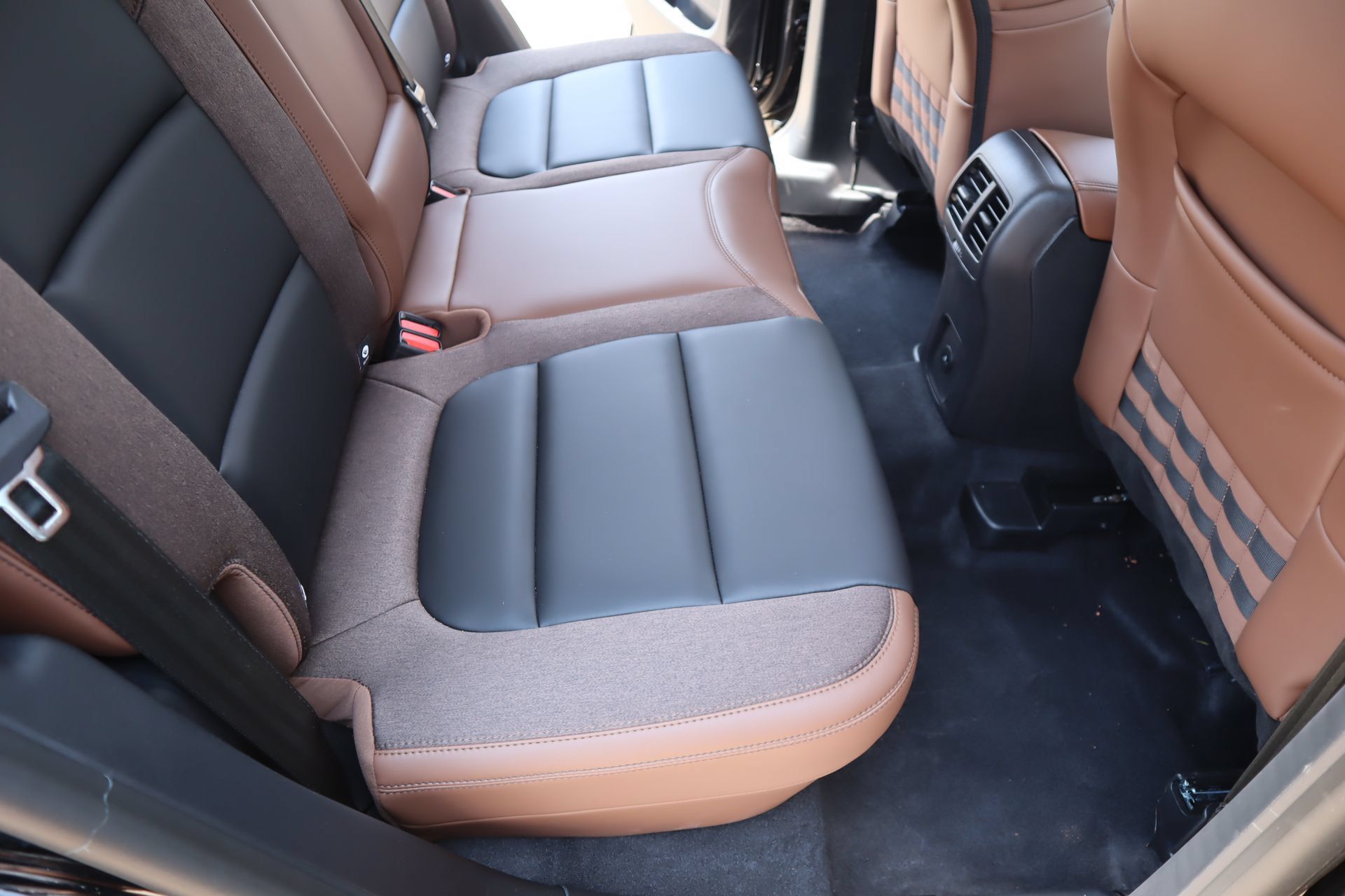 New 2025 Ford Bronco Sport Outer Banks w/ Outer Banks Tech Package+ AWD/4WD image 16