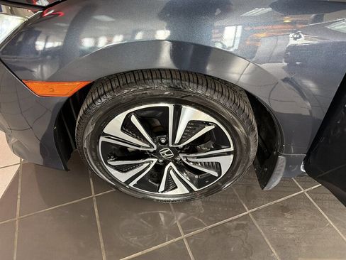 Used 2018 Honda Civic EX-T image 30
