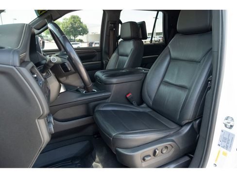 Used 2021 Chevrolet Tahoe Z71 w/ Rear Media and Nav Package AWD/4WD image 12