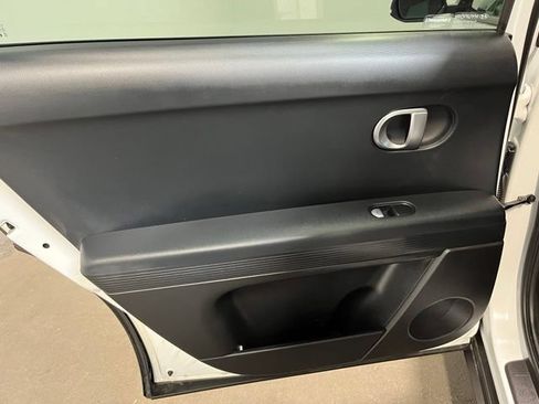 Used 2024 Hyundai Ioniq 5 SEL RWD image 16