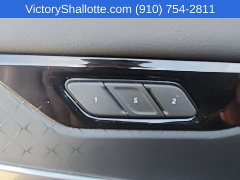 Used 2025 Jeep Wagoneer S Limited AWD/4WD image 20