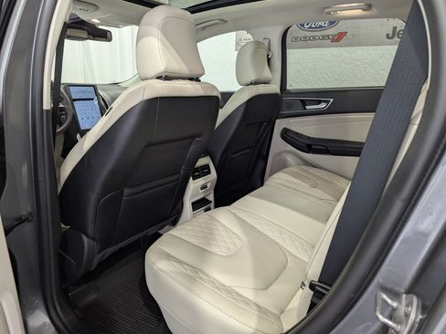 Used 2024 Ford Edge Titanium w/ Equipment Group 301A AWD/4WD image 11