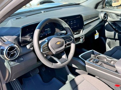 New 2026 Chevrolet Equinox LT image 15