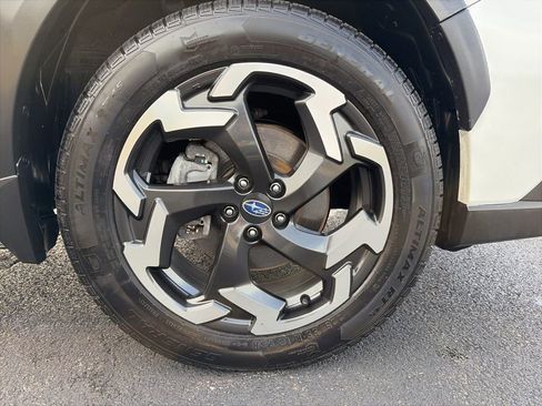 Used 2023 Subaru Crosstrek 2.5i Limited image 30