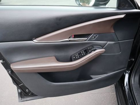 Used 2023 MAZDA CX-30 AWD 2.5 S w/ Premium Package image 29