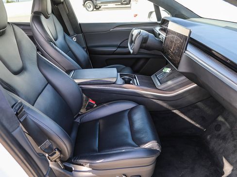Used 2023 Tesla Model X AWD/4WD image 16