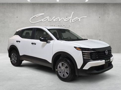 New 2026 Nissan Kicks S image 2