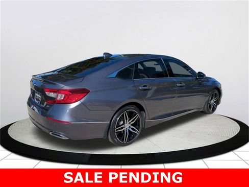 Used 2021 Honda Accord Touring image 3