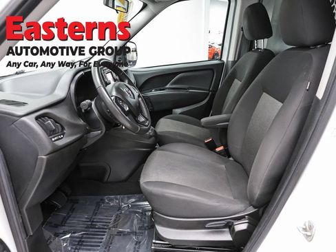 Used 2022 RAM ProMaster City Tradesman FWD image 14