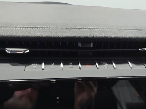 New 2026 Jeep Grand Cherokee Altitude image 13