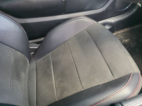 Used 2016 Ford Mustang GT Premium RWD image 11