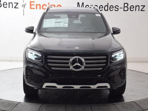 New 2025 Mercedes-Benz GLB 250 image 9