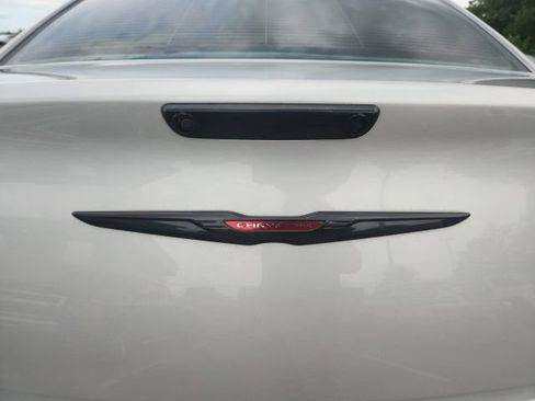 Used 2022 Chrysler 300 S RWD image 11