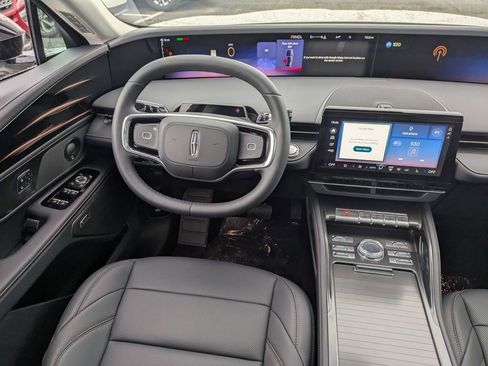 New 2026 Lincoln Nautilus Premier w/ Equipment Group 102A image 21