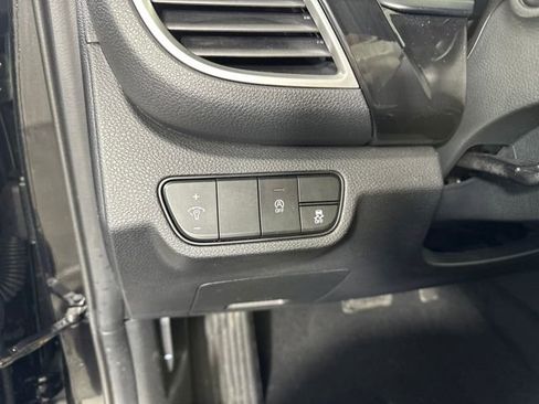 Used 2024 Kia Seltos S image 17