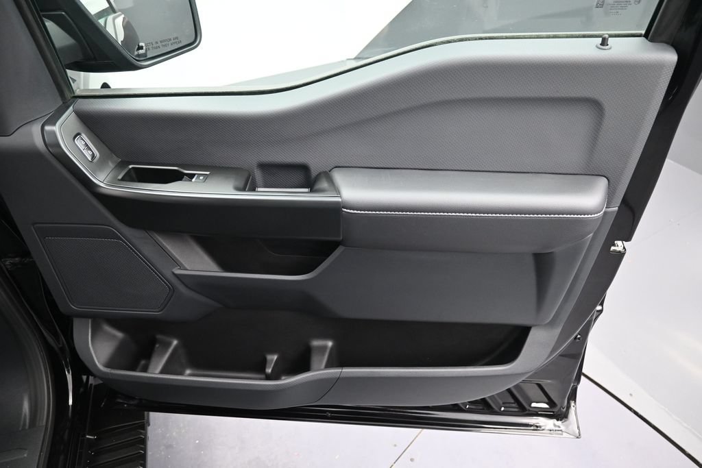 Used 2025 Ford F150 XL AWD/4WD image 32