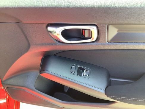 Used 2023 Honda Civic Sport image 36