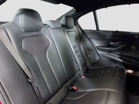 Used 2018 BMW M3 image 31