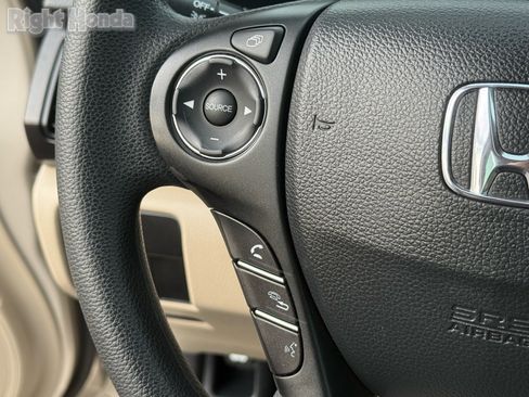 Used 2015 Honda Accord EX image 16